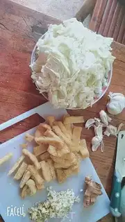 Make Scrambled tofu step 1