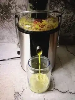 Make Apple cucumber juice step 3