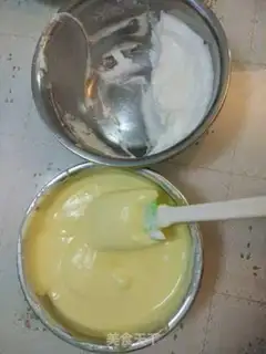 Make Cartoon cupcakes step 6