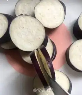 Make Cartoon cupcakes step 11