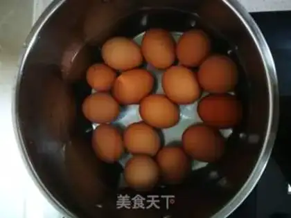 Make Five spicy tea eggs step 2