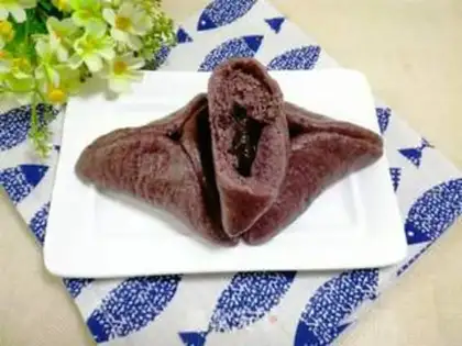 Make Red sugar triangle of groceries step 10
