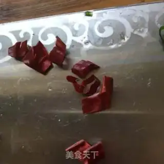 Make A simple dry-cooked vegetable step 3