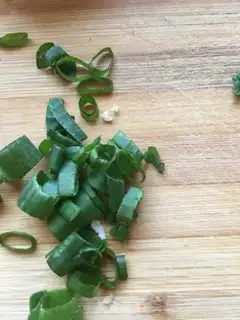 Make A simple dry-cooked vegetable step 4