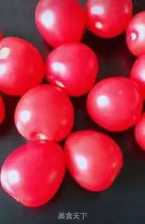 Make Little tomato snowball step 0