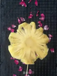 Make Fresh pineapple juice step 9