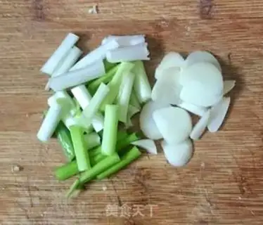 Make Chili sauce step 1