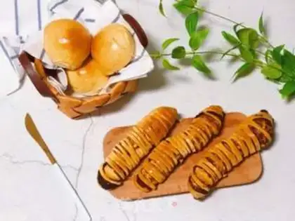 Make caterpillar bread step 19