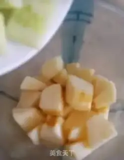 Make Cucumber apple yogurt step 0