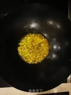 Make Big yellow fish onions step 5