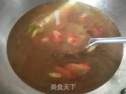 Make Tomato spinach omelet soup step 3