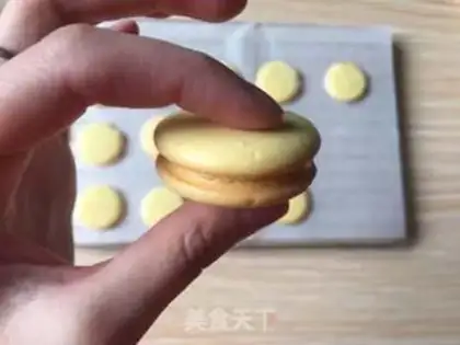 Make Mochalon sponge ball step 10