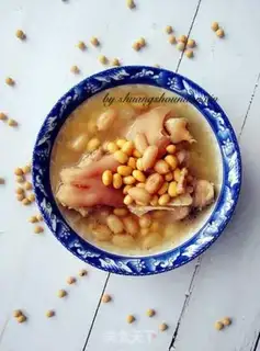 Make Soy peanut stew pig hoof step 4