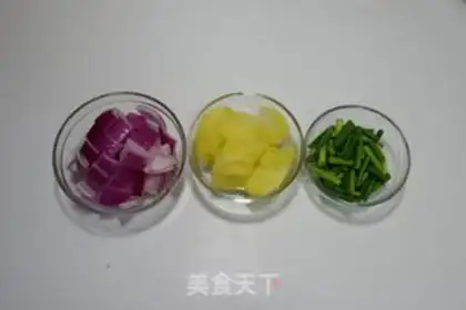 Make Five garlic potatoes step 1
