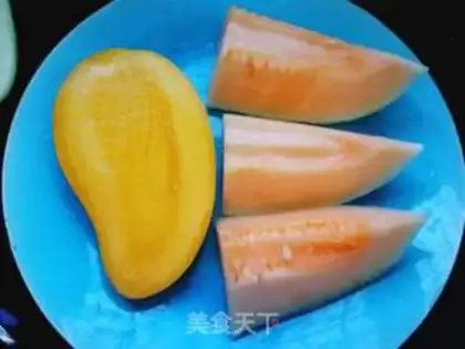 Make Hammelon mango juice step 1