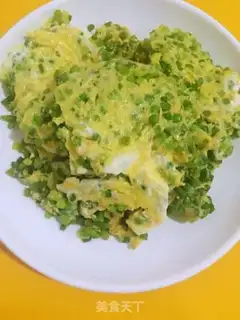 Make Garlic fried eggs step 7