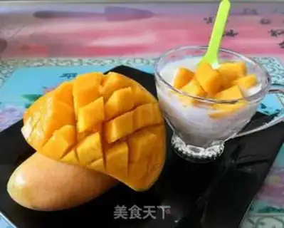 Make Mango yogurt cup step 3