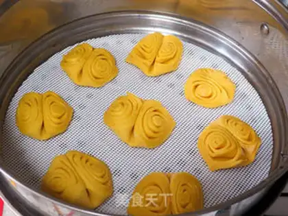 Make Pumpkin butterflies step 12