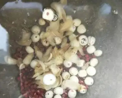 Make Ice-cooled red beans and lilies step 5