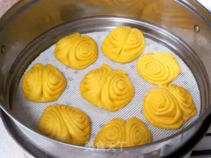 Make Pumpkin butterflies step 14