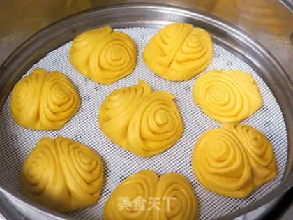 Make Pumpkin butterflies step 16
