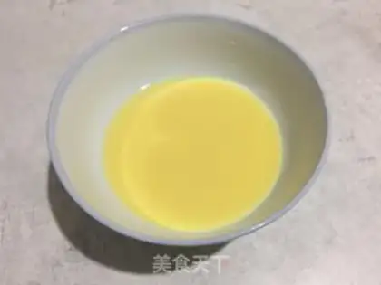 Make Three-colour pudding step 3