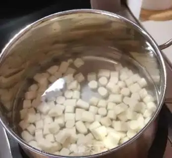 Make Beef pastries step 3