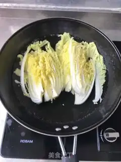 Make Garlic fan dolls step 1