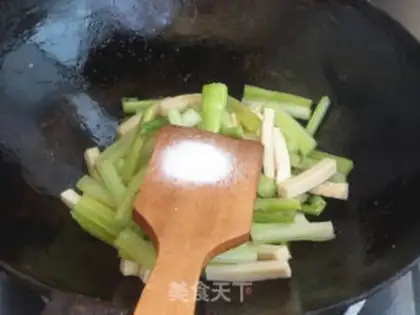 Make 1000 pages of celery step 6