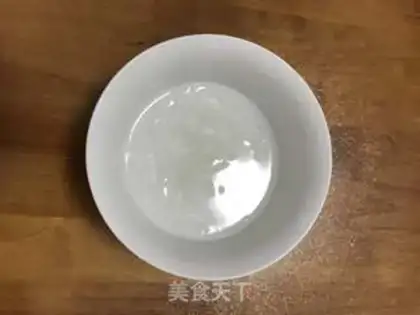 Make Garlic fan dolls step 3