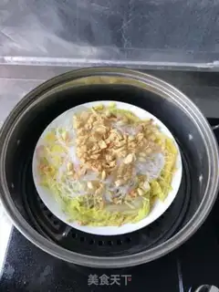 Make Garlic fan dolls step 6