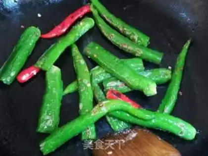 Make Hot pepper eggs step 6