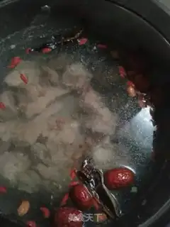 Make Pork bouquet soup step 1