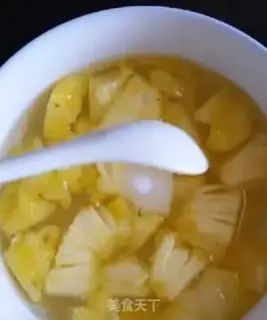 Make Pineapple Sydney juice step 2