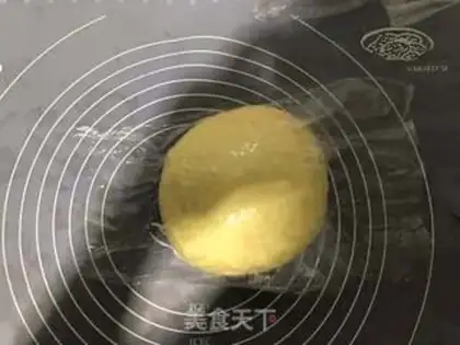 Make Big Mac sandwich step 3