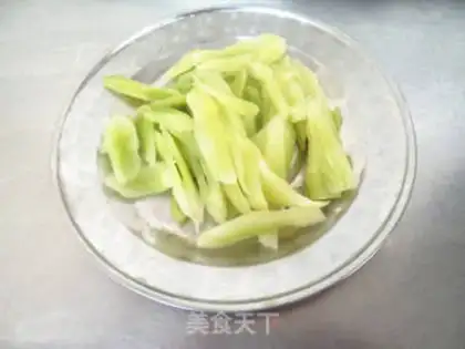 Make Big Mac sandwich step 14