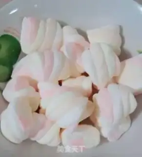Make Strawberry milk pudding step 0