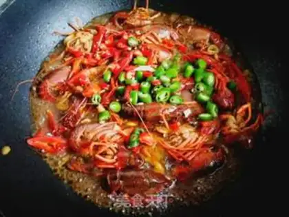 Make Spicy lobster step 12