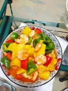 Make Pineapple grunt shrimp step 10