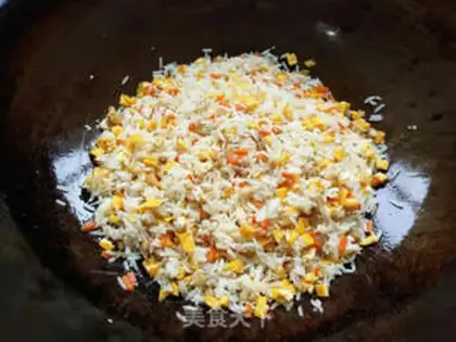 Make Pork egg fried rice step 5