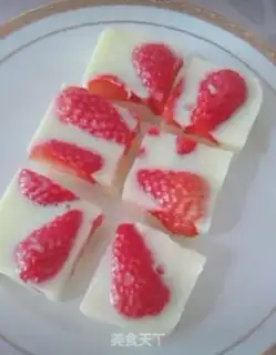 Make Milk strawberry pudding step 5