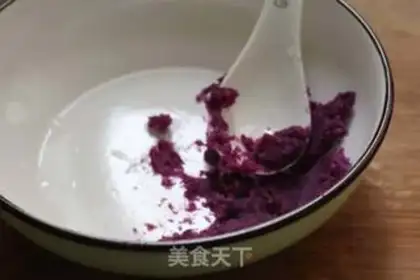 Make Potato carnations step 2