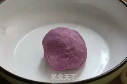 Make Potato carnations step 4