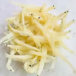 Make Silver fish steamed eggs step 0