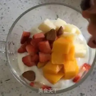 Make Yogurt and fruit step 6