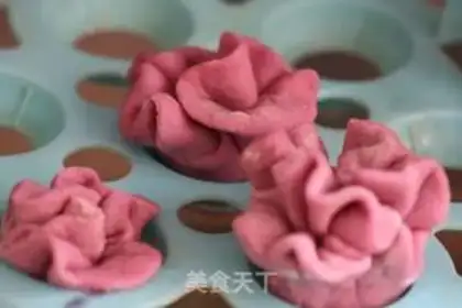 Make Potato carnations step 9
