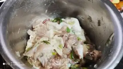 Make Chicken soup and hot rice step 1