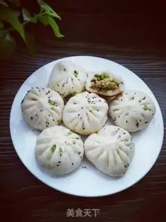 Make Garlic buns step 7