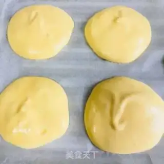 Make Seaweed pine bee step 5