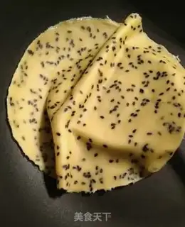 Make Black sesame egg rolls step 7